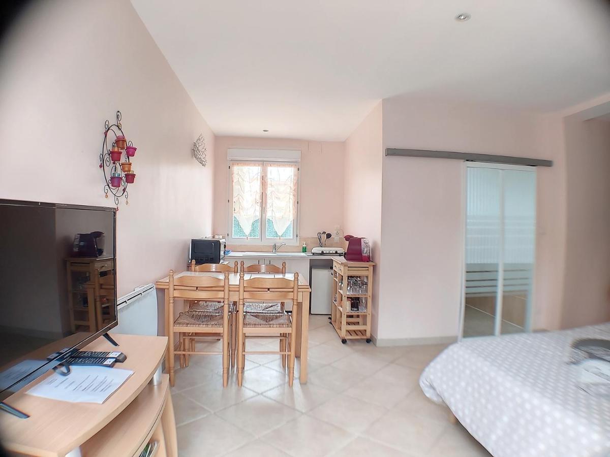 Apartament Studio Sylvie Comigne Zewnętrze zdjęcie